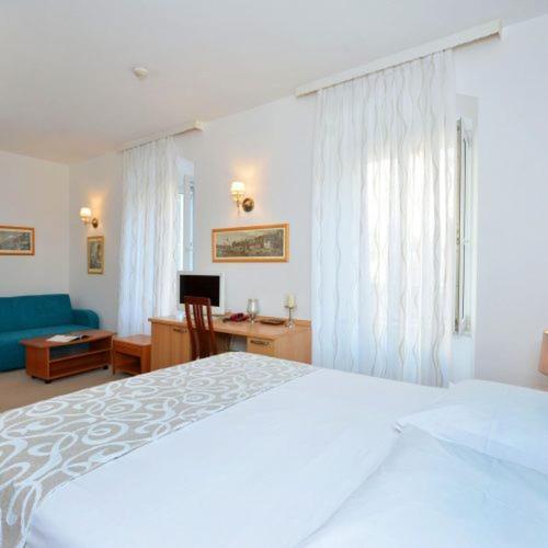 Hotel Adriana Σπλιτ Εξωτερικό φωτογραφία