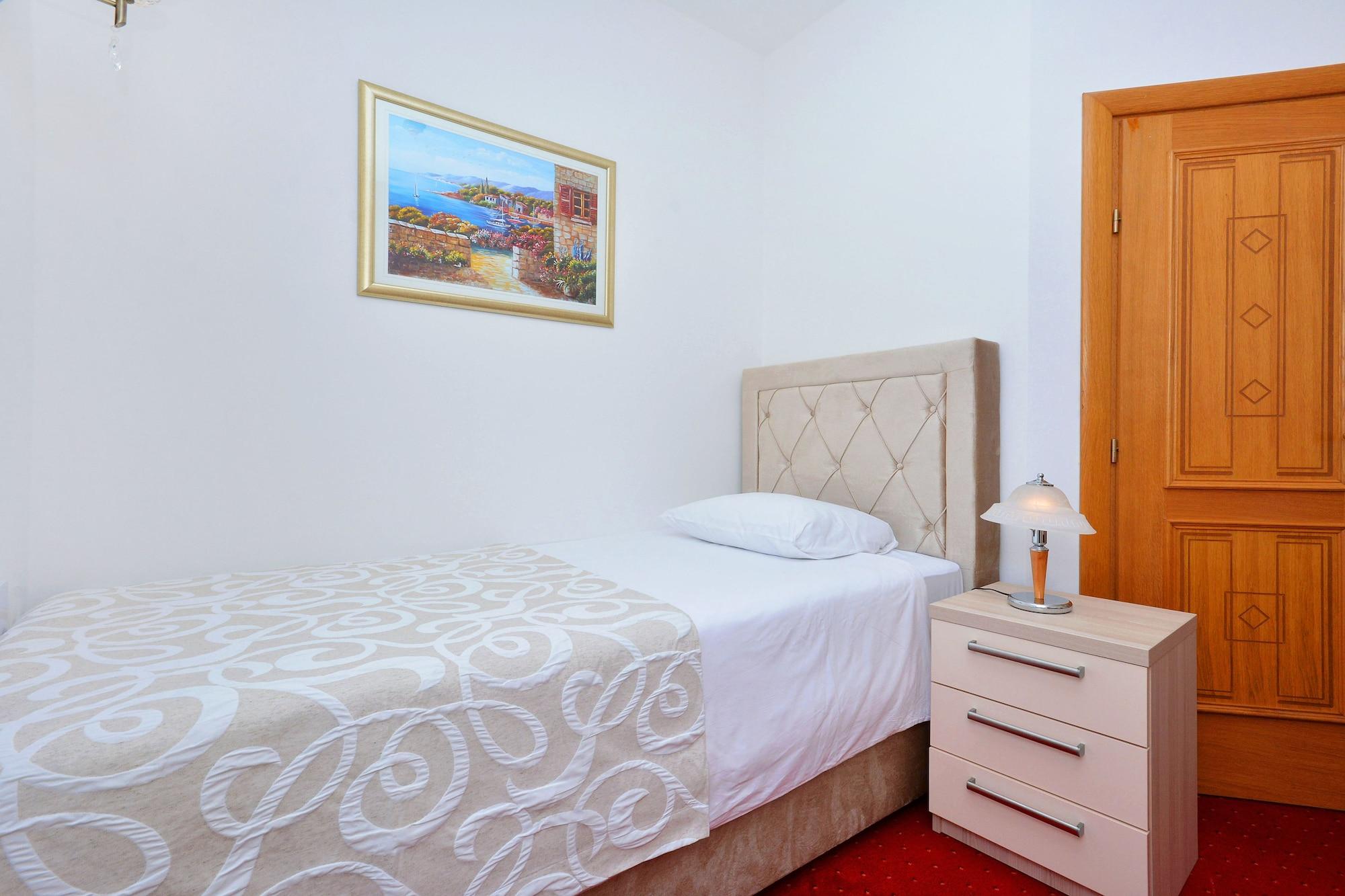 Hotel Adriana Σπλιτ Εξωτερικό φωτογραφία