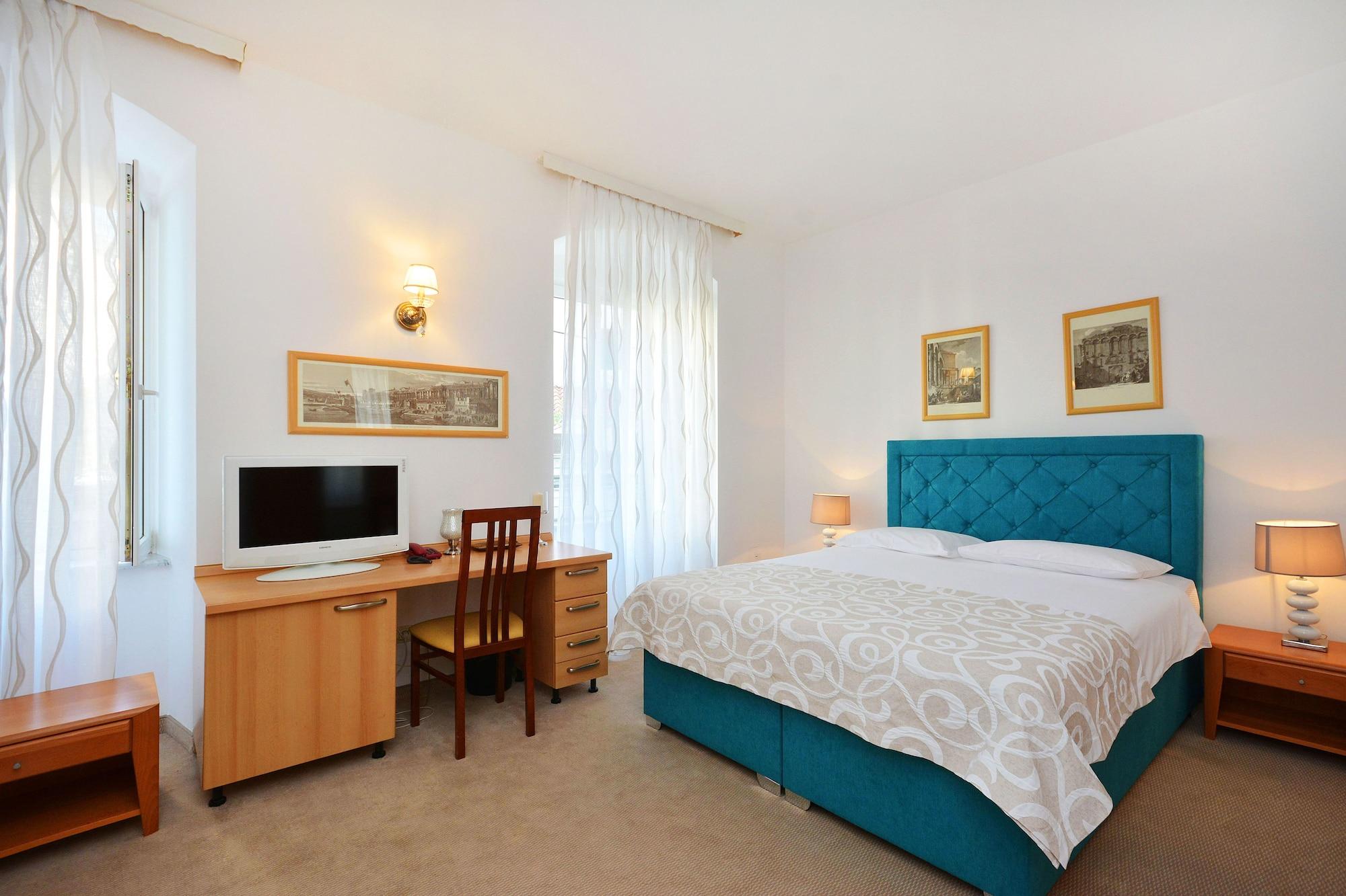Hotel Adriana Σπλιτ Εξωτερικό φωτογραφία