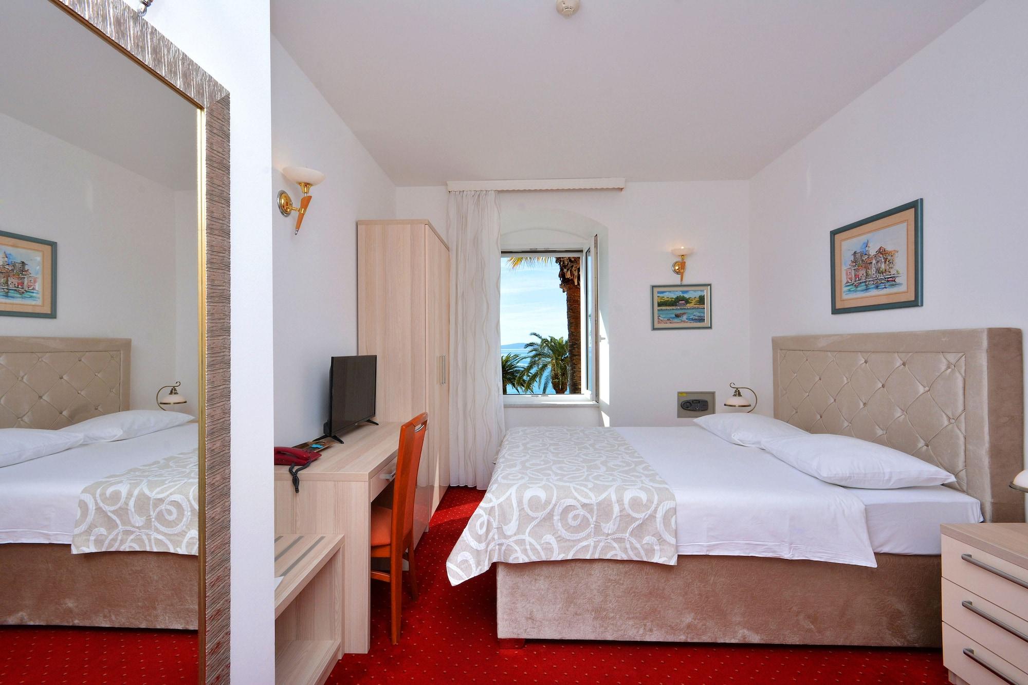 Hotel Adriana Σπλιτ Εξωτερικό φωτογραφία