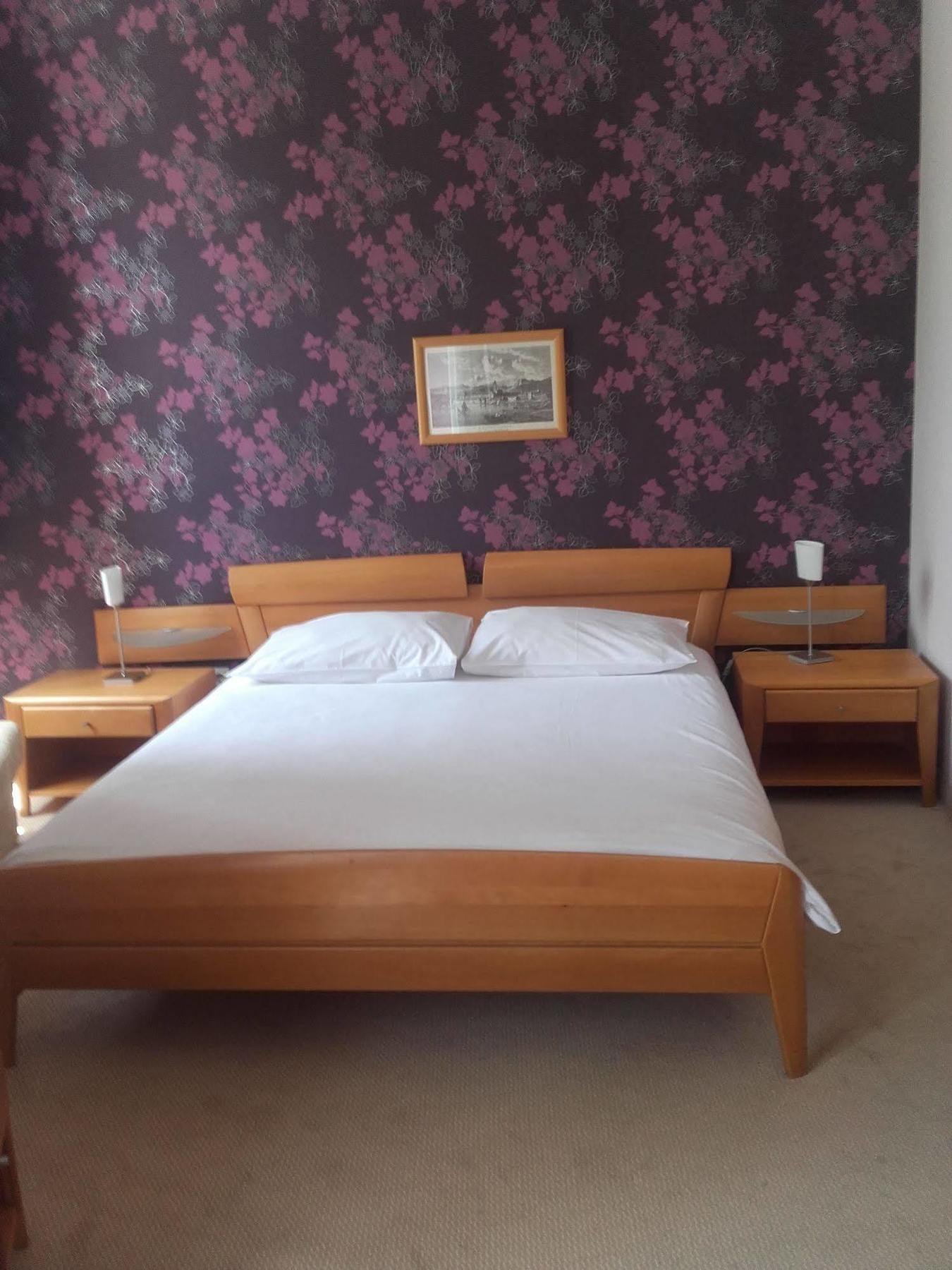 Hotel Adriana Σπλιτ Εξωτερικό φωτογραφία