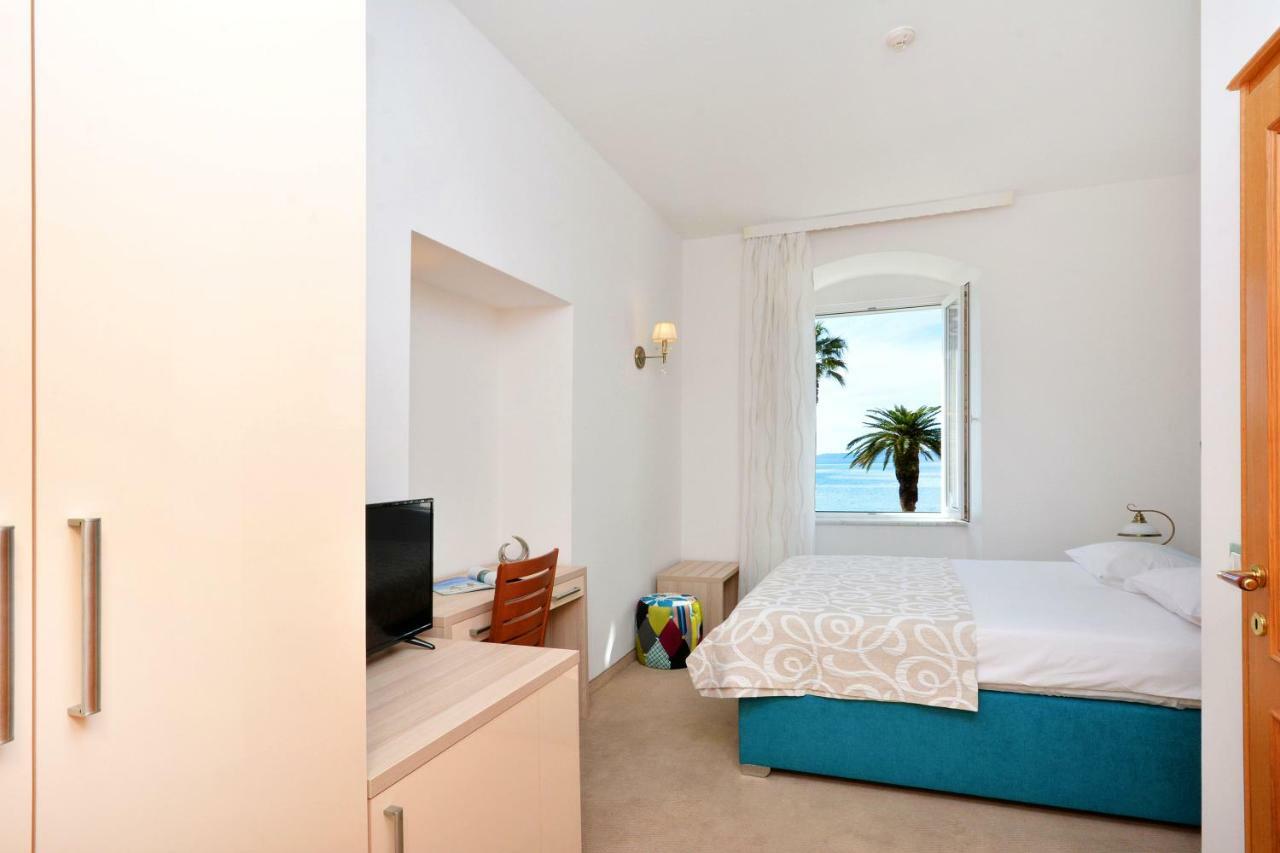 Hotel Adriana Σπλιτ Εξωτερικό φωτογραφία