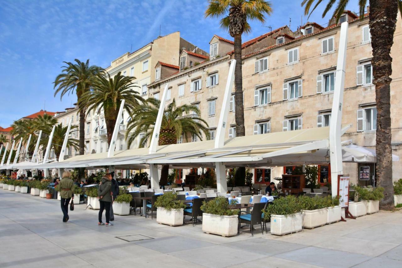 Hotel Adriana Σπλιτ Εξωτερικό φωτογραφία